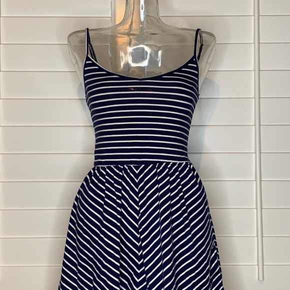 Aeropostale Navy & White stripe skater dress. - Picture 2 of 9